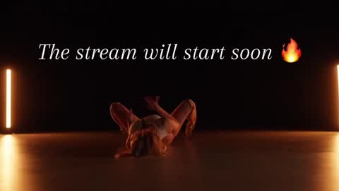 Anna online show from May 18, 1:28 pm