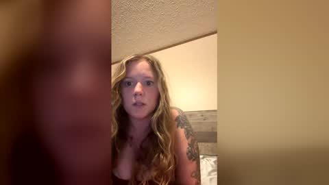 havannahx97 online show from April 27, 4:09 am