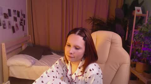 Mia online show from January 14, 1:54 am