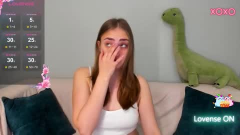 hazevee online show from February 9, 1:19 am