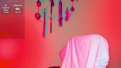 HAZZ SMITH online show from April 9, 5:51 pm