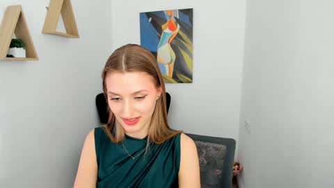 heartedlove_1 online show from May 24, 12:15 pm
