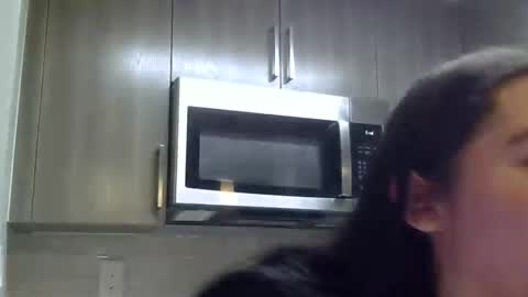 heatwavee online show from October 31, 3:27 pm