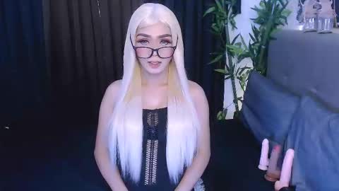 Goddess Heaven online show from September 11, 9:09 am
