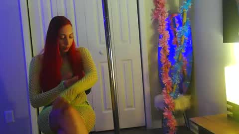 Heavenllyy online show from May 23, 3:16 am