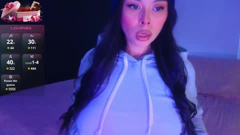 Snapshot of hecate_gh chatting on February 18, 10:03 pm Hecate online show from February 18, 10:03 pm