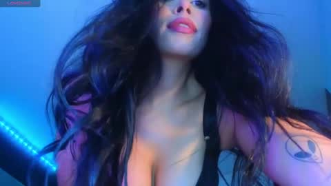 Snapshot of hecate_gh chatting on December 17, 11:16 pm Hecate online show from December 17, 11:16 pm