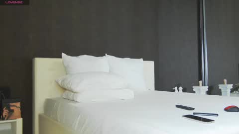 Helen online show from October 5, 3:17 pm