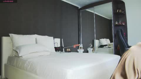 Helen online show from March 20, 11:59 am