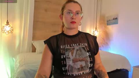 ANTARA REY online show from December 16, 6:58 pm