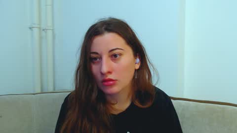 helen_adams_ online show from January 24, 8:55 am