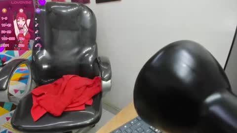 Helen online show from October 25, 7:10 pm