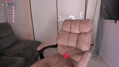 Helen online show from October 6, 4:34 pm