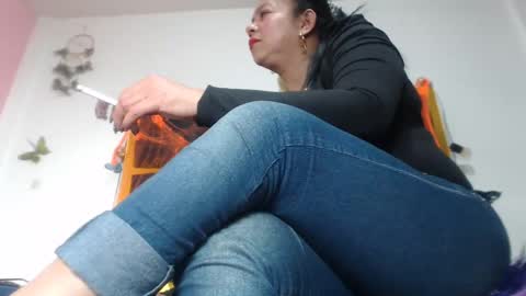 helenahotwet online show from November 17, 6:30 pm