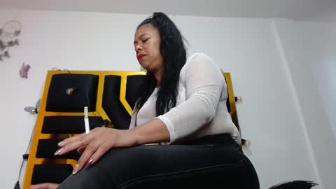 helenahotwet online show from January 3, 1:47 pm