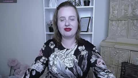 Helen online show from October 23, 7:36 am