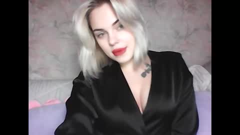 helga_now online show from March 5, 7:17 pm