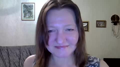 helgacharming online show from April 8, 7:27 pm