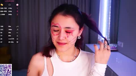 Aurora online show from February 15, 7:35 pm