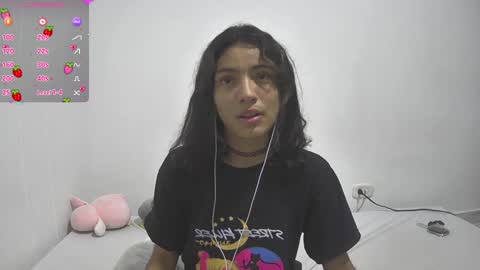 Helia Transfem and Amy online show from January 14, 3:43 am