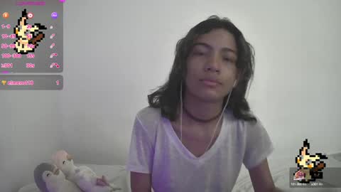 Helia Transfem and Amy online show from January 19, 4:04 pm