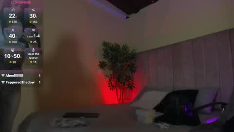 hellen_mckenzie online show from September 14, 6:00 am