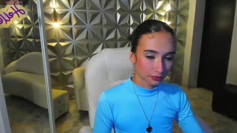 Hellen online show from May 18, 1:06 pm
