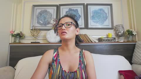    online show from January 12, 4:00 am