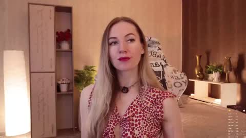Alisia  Monday to Friday from 10 am to 4 pm GMT 2 online show from May 6, 8:51 am