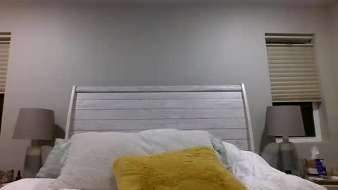 Brittnicole online show from September 18, 3:27 am