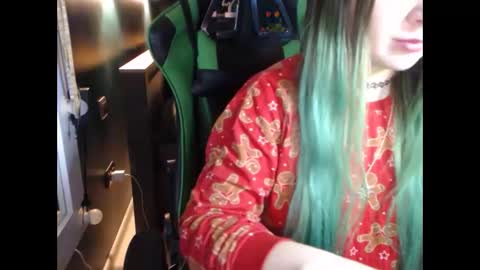 Hentaishiing online show from January 8, 2:43 pm