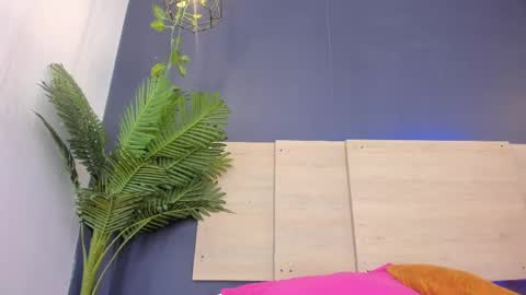 hermione_brown online show from May 25, 7:24 pm