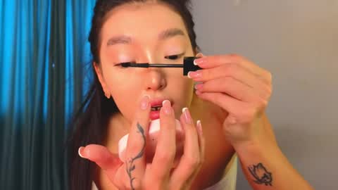 Audrey online show from May 26, 5:51 am