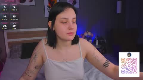 Tessa online show from March 5, 7:42 pm