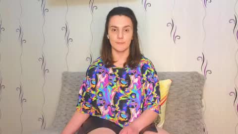 Heyy baddie online show from April 9, 6:19 am