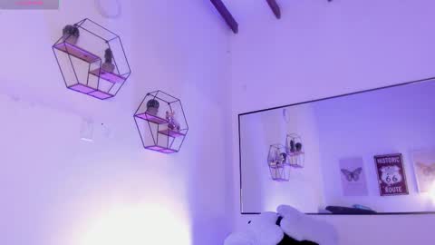 heyyo1808 online show from October 11, 12:04 am