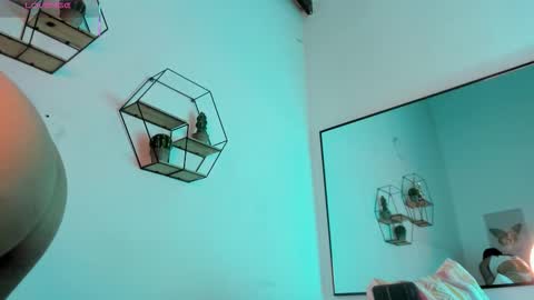 heyyo1808 online show from November 9, 9:11 pm