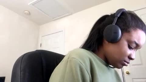 heyyou301990 online show from December 1, 6:54 pm