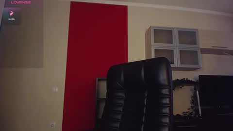 Lina online show from November 22, 9:23 am