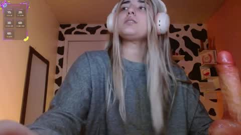 Elora online show from April 11, 12:39 am