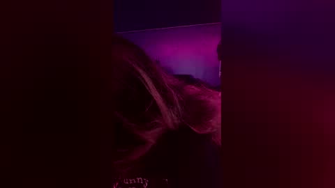 HiGHNESS CANNA online show from January 11, 9:47 am