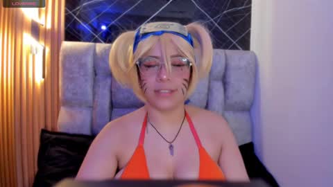 hikaru_dl online show from November 20, 10:44 pm