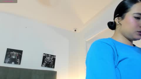 hilary_tailor online show from February 5, 11:35 am