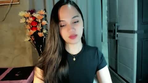 hilarymolly online show from February 13, 11:39 pm