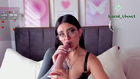  Karol  Independent Model online show from March 7, 6:04 pm