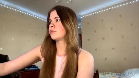 I am Amy ntmu Lets hit 10 Thumbs Up together online show from April 1, 1:41 pm