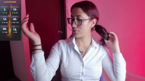 Hitomi Arata online show from March 8, 6:57 pm