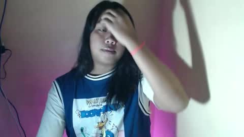 Layla3 online show from March 25, 1:14 pm