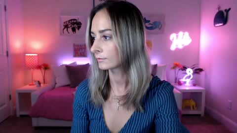 Holi Hurricane online show from October 15, 2:03 am