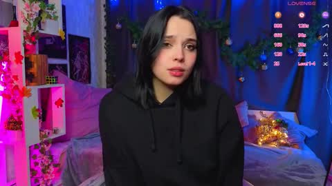 Lux online show from November 23, 5:14 pm